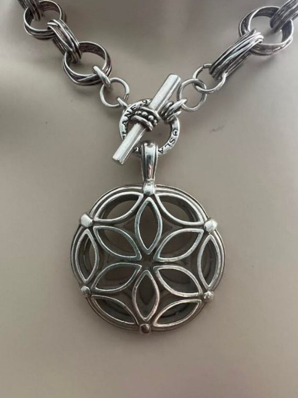 SLANE LARGE FENESTRA II CIRCULAR PENDANT ENHANCER in STERLING SILVER - Picture 2 of 7